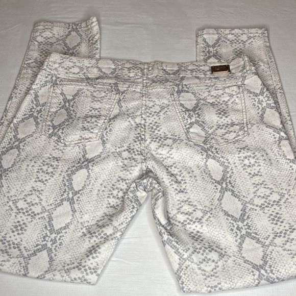 iLicito Jeans Wear Authentic Collection White Gray Snakeskin Print Pants Jeans - Picture 7 of 14